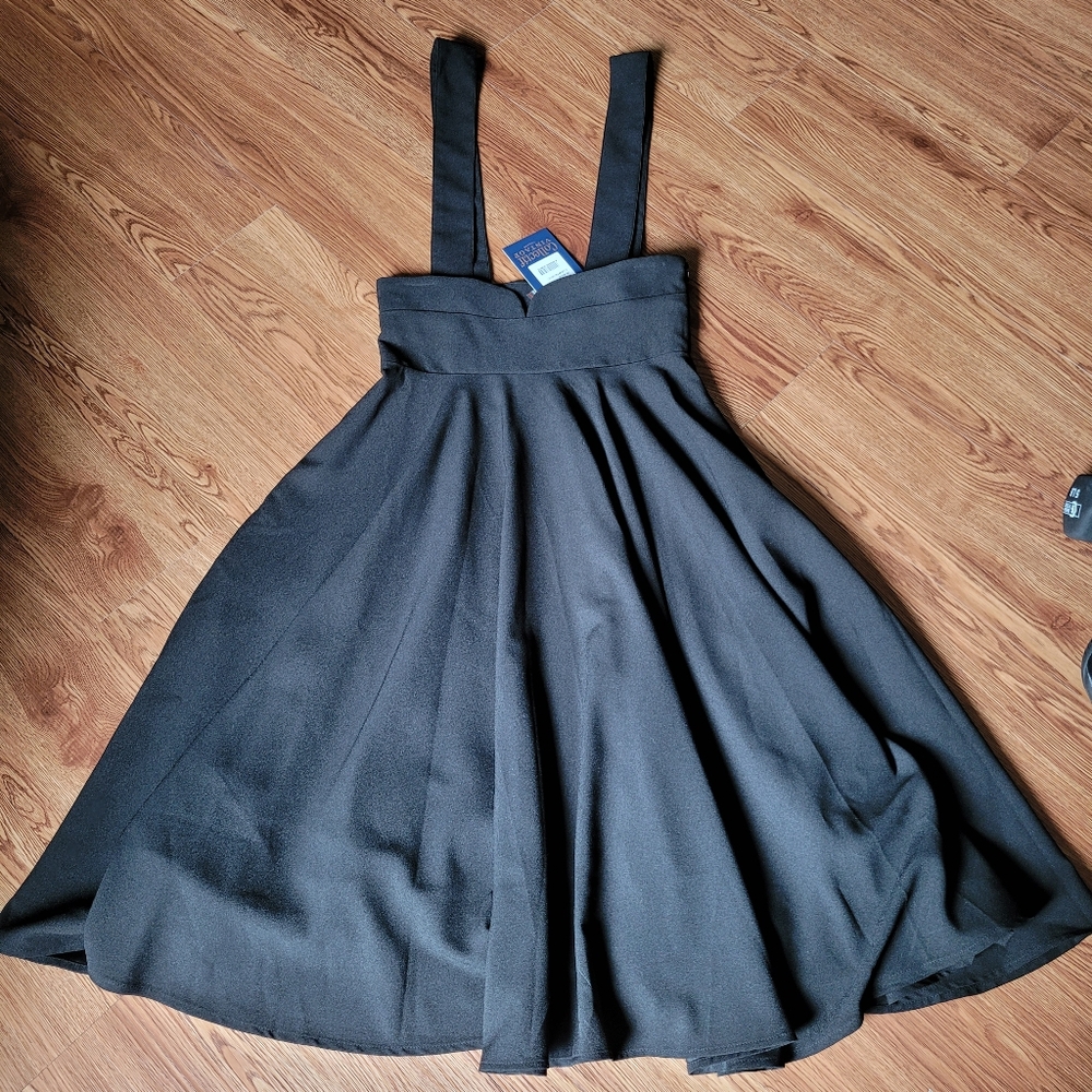NWT Collectif Mary circle skirt convertible removable straps pinup rockabilly